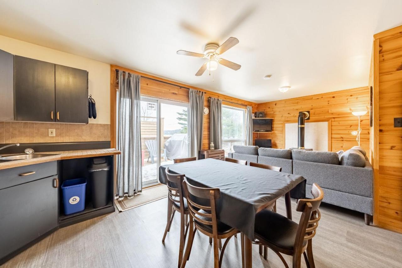 Апартаменты На Островского 9 Algonquin Highlands Экстерьер фото